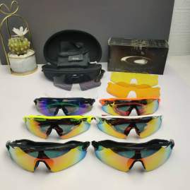 Picture of Oakley Sunglasses _SKUfw66124526fw